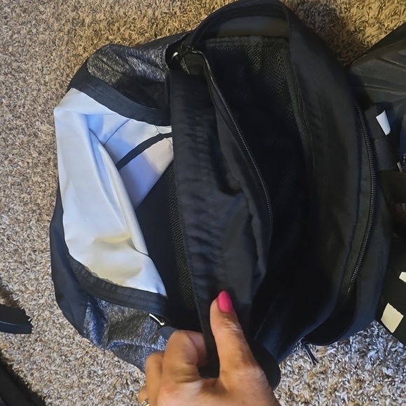 PINK Varsity Bagpack - Picture 3 of 7